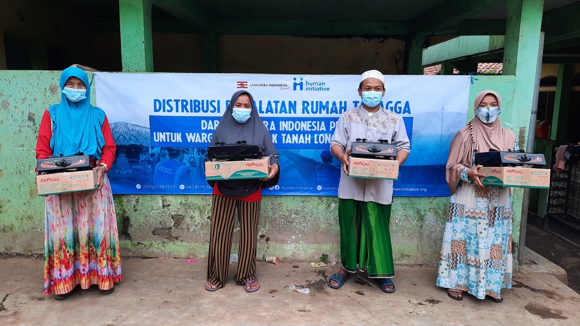 SI Peduli Salurkan Peralatan Rumah Tangga untuk Penyintas Bencana Longsor Sumedang